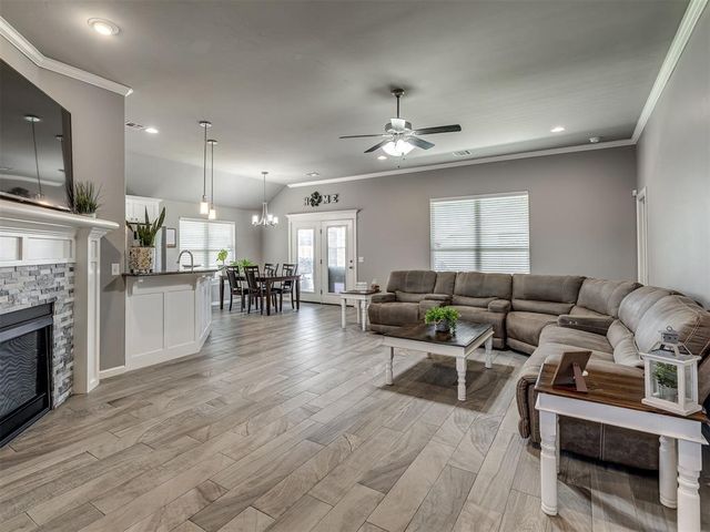 1724 W Blake Way, Mustang, OK 73064