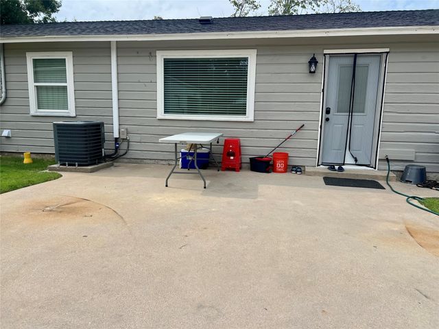 6308 N Stardust Drive, Watauga, TX 76148