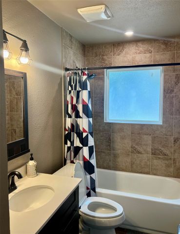 6308 N Stardust Drive, Watauga, TX 76148