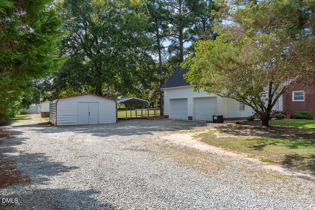 3199 Nc-55, Coats, NC 27521