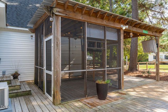 3199 Nc-55, Coats, NC 27521