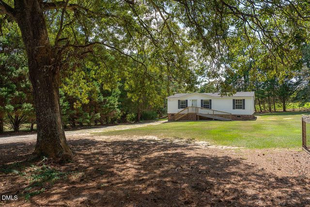 3199 Nc-55, Coats, NC 27521