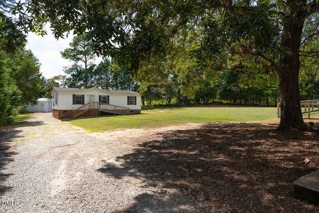 3199 Nc-55, Coats, NC 27521