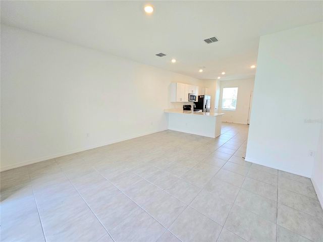 3098 SKYLINE LOOP, Poinciana, FL 34758