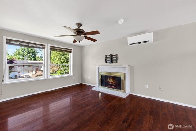 7106 190th Street Ct E, Puyallup, WA 98375