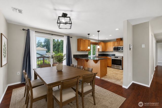 7106 190th Street Ct E, Puyallup, WA 98375