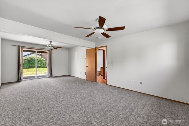 7106 190th Street Ct E, Puyallup, WA 98375
