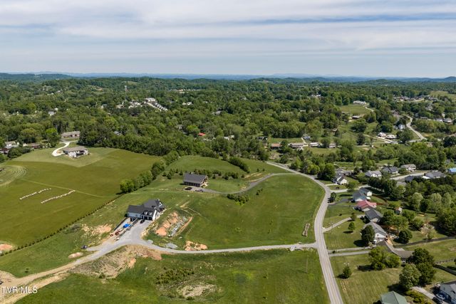 143 Stage Road, Jonesborough, TN 37659