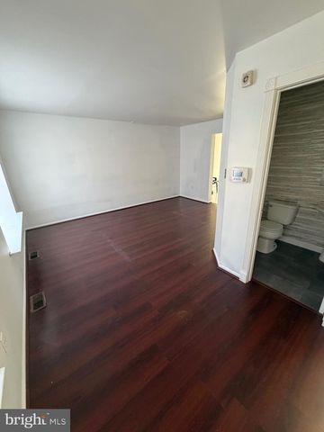 31 WILDFIRE LN, New Castle, DE 19720