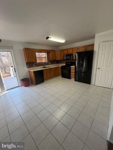 31 WILDFIRE LN, New Castle, DE 19720