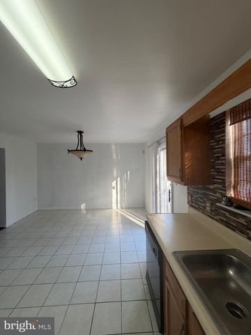 31 WILDFIRE LN, New Castle, DE 19720