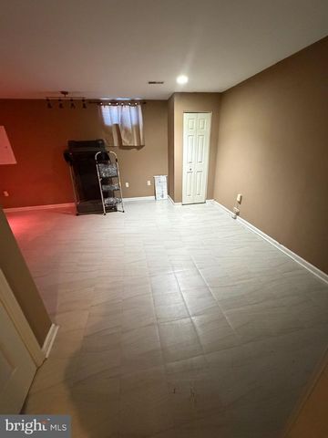 31 WILDFIRE LN, New Castle, DE 19720