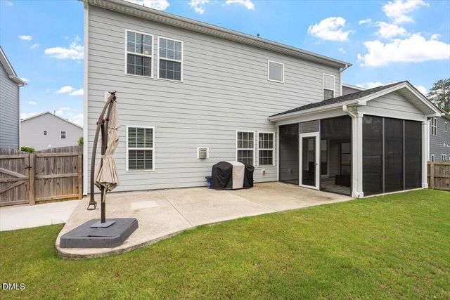 120 Seneca Shore Drive, Holly Springs, NC 27540