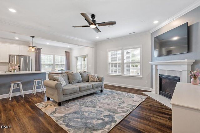 120 Seneca Shore Drive, Holly Springs, NC 27540