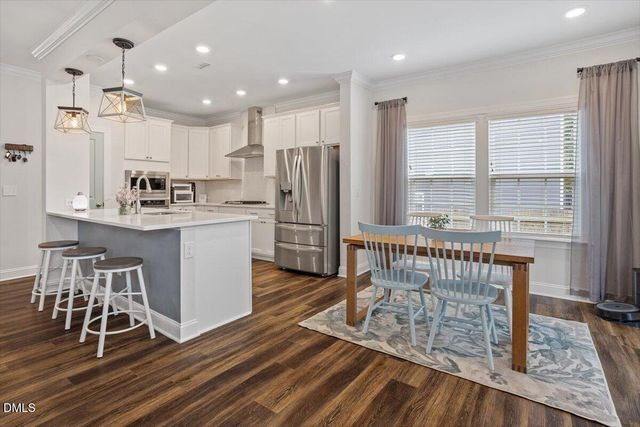 120 Seneca Shore Drive, Holly Springs, NC 27540