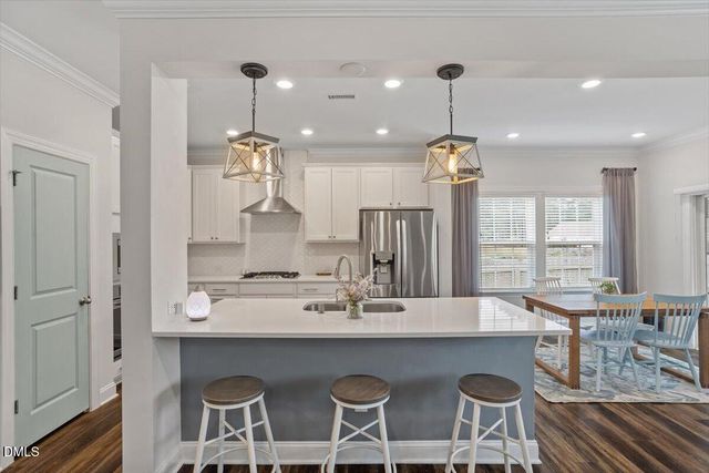 120 Seneca Shore Drive, Holly Springs, NC 27540