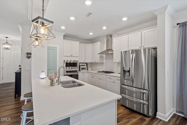 120 Seneca Shore Drive, Holly Springs, NC 27540