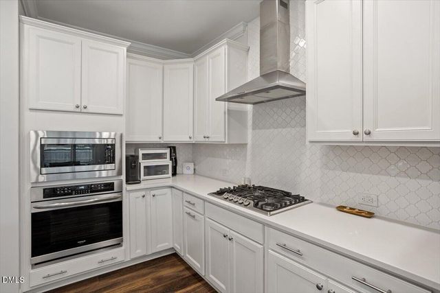 120 Seneca Shore Drive, Holly Springs, NC 27540