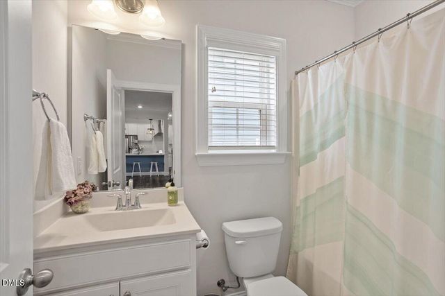 120 Seneca Shore Drive, Holly Springs, NC 27540