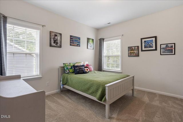 120 Seneca Shore Drive, Holly Springs, NC 27540