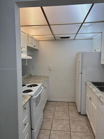 1750 N Congress Ave 307, West Palm Beach, FL 33401