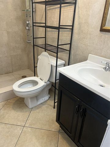 9272 SW 3rd Street 410, Boca Raton, FL 33428
