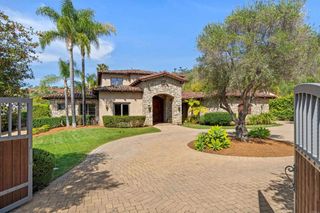 2428 Catalina Avenue, Vista, CA 92084