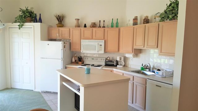 9926 Perfect Drive 18, Port St Lucie, FL 34986