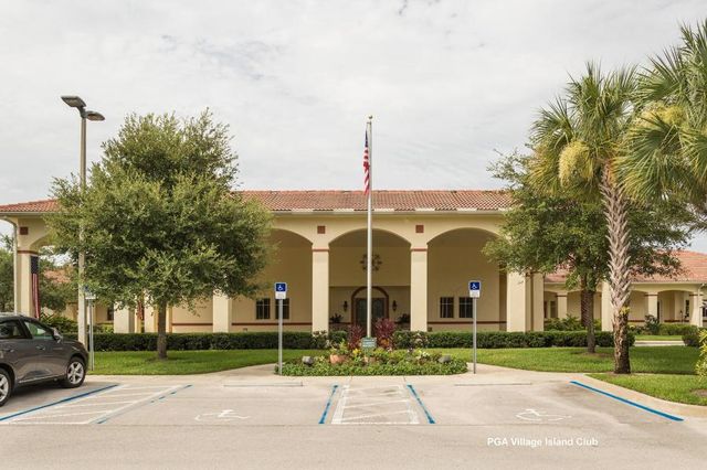 9926 Perfect Drive 18, Port St Lucie, FL 34986