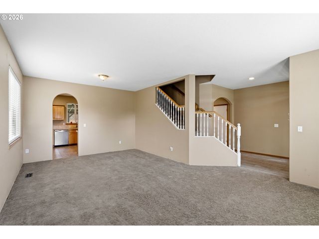 16907 Ne 9TH St, Vancouver, WA 98684