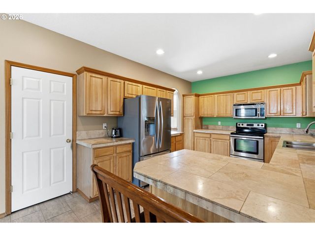 16907 Ne 9TH St, Vancouver, WA 98684