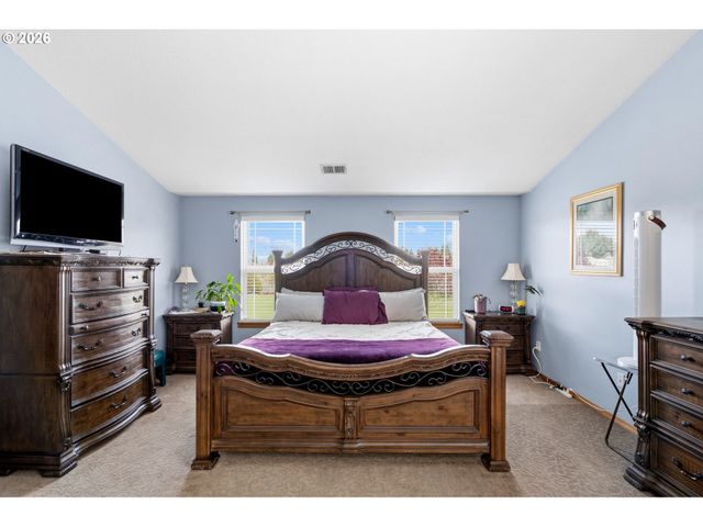 16907 Ne 9TH St, Vancouver, WA 98684