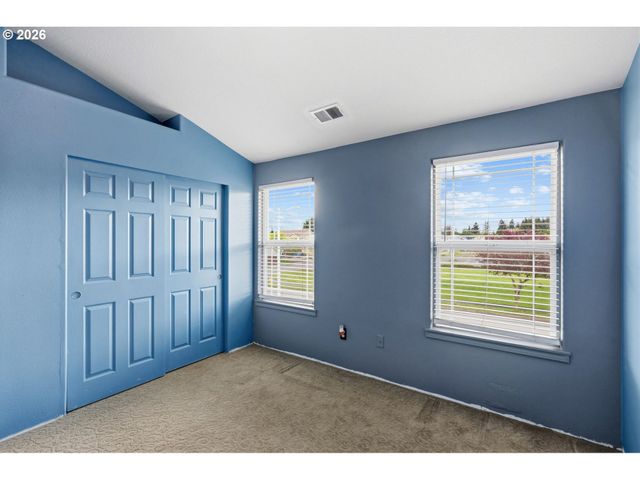 16907 Ne 9TH St, Vancouver, WA 98684