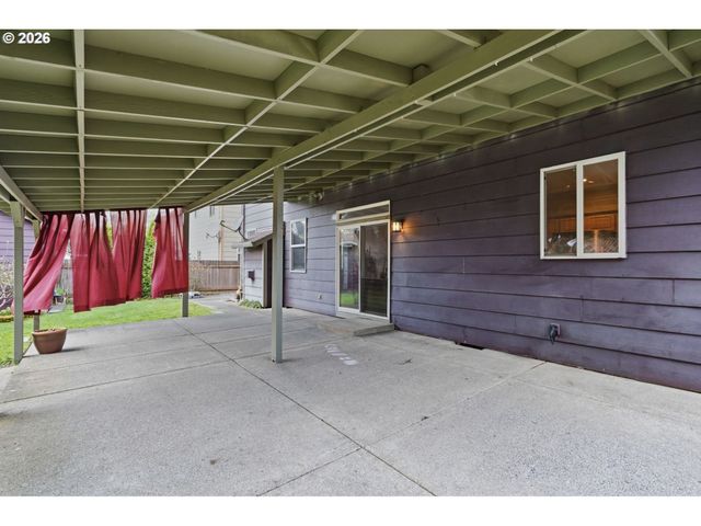16907 Ne 9TH St, Vancouver, WA 98684