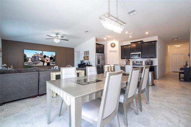 6935 DILLY LAKE AVENUE, Groveland, FL 34736