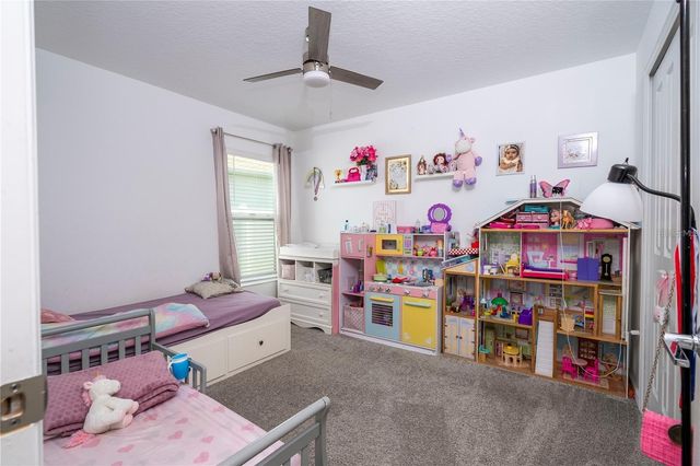 6935 DILLY LAKE AVENUE, Groveland, FL 34736