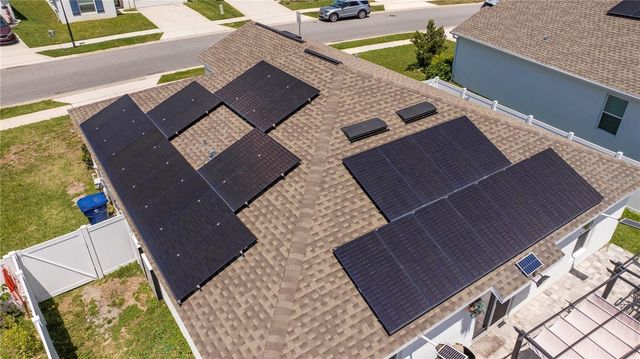 6935 DILLY LAKE AVENUE, Groveland, FL 34736