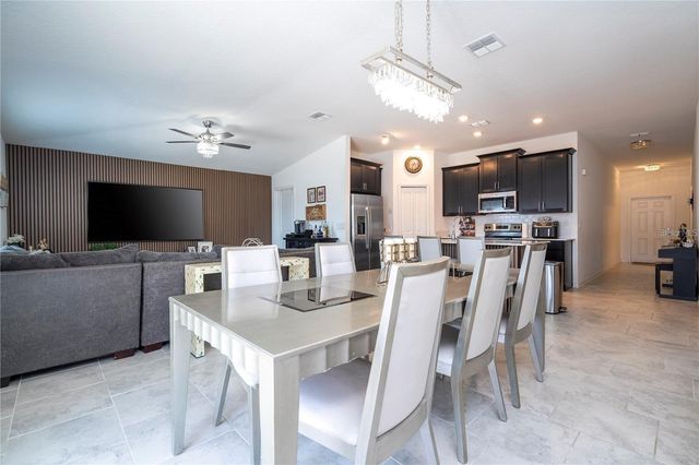 6935 DILLY LAKE AVENUE, Groveland, FL 34736