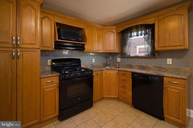 7849 ANITA DR, Philadelphia, PA 19111