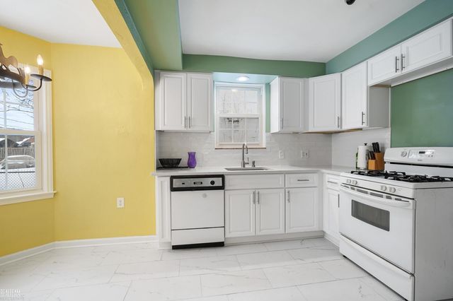 17550 Melrose Street, Southfield, MI 48075