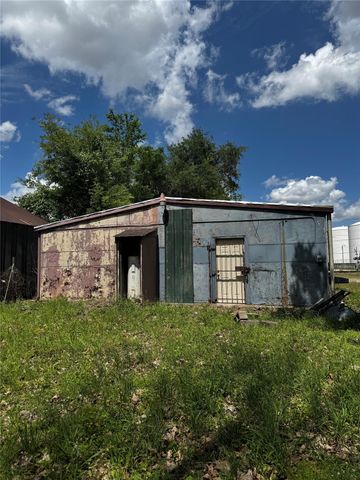 7444 Avenue P, Houston, TX 77011