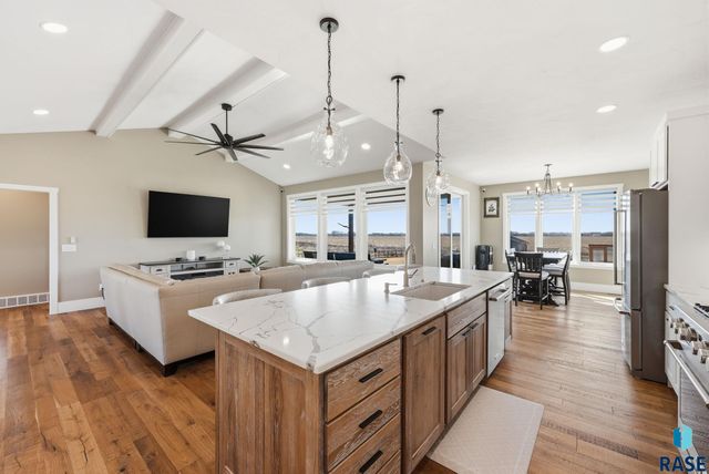 47967 Meadowlark St Street, Harrisburg, SD 57032