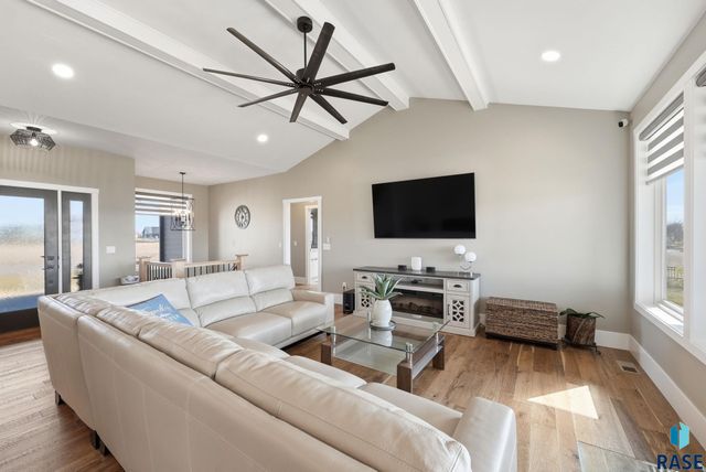 47967 Meadowlark St Street, Harrisburg, SD 57032