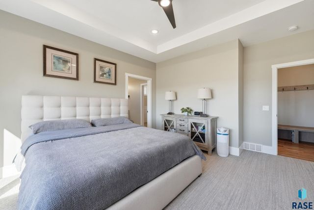 47967 Meadowlark St Street, Harrisburg, SD 57032