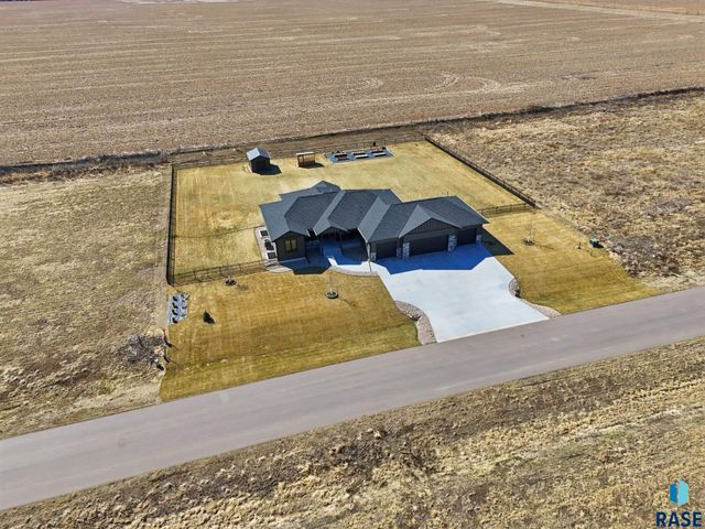 47967 Meadowlark St Street, Harrisburg, SD 57032