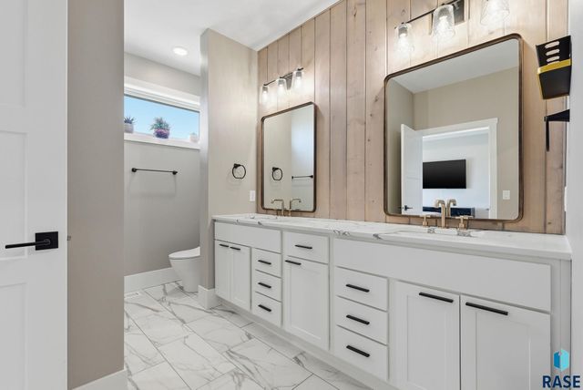 47967 Meadowlark St Street, Harrisburg, SD 57032