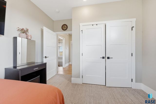 47967 Meadowlark St Street, Harrisburg, SD 57032