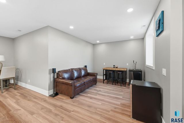 47967 Meadowlark St Street, Harrisburg, SD 57032