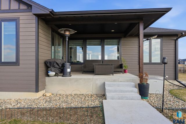 47967 Meadowlark St Street, Harrisburg, SD 57032