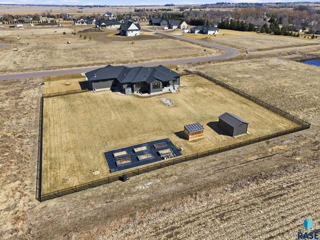 47967 Meadowlark St Street, Harrisburg, SD 57032